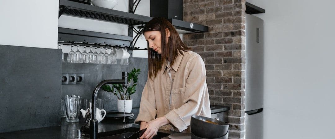 cleaning-kitchen-an-impossible-task-made-possible